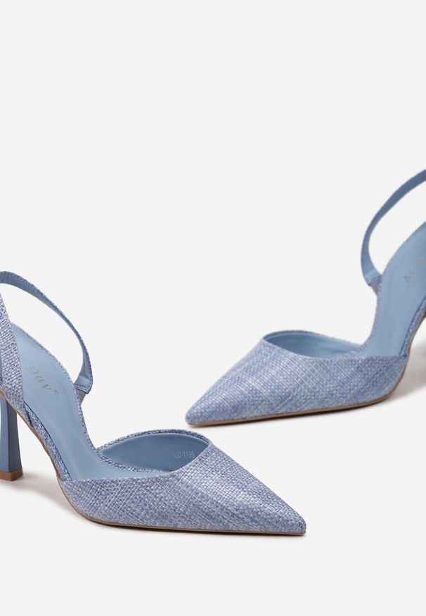 Born2be - Niebieskie Sandały z Elegancką Plecionką na Szpiczastym Nosku Serapina. Okazja: na co dzień, na imprezę. Nosek buta: szpiczasty. Kolor: niebieski. Sezon: lato. Obcas: na obcasie. Styl: elegancki. Wysokość obcasa: średni