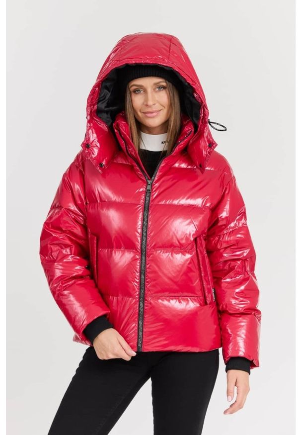 Karl Lagerfeld - KARL LAGERFELD Czerwona damska kurtka Hooded Down Jacket, Rozmiar M. Kolor: czerwony. Materiał: puch, poliamid. Długość rękawa: długi rękaw. Długość: długie