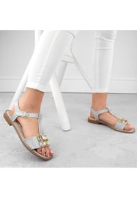 Sandały damskie z cyrkoniami komfortowe srebrne S.Barski 030 srebrny. Kolor: srebrny