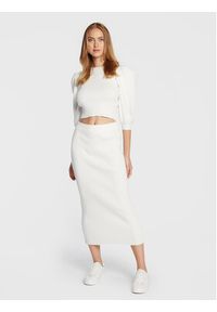 Glamorous Sweter CK5871 Biały Regular Fit. Kolor: biały. Materiał: wiskoza