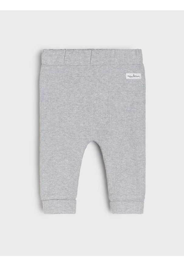 Sinsay - Prążkowane legginsy - szary. Kolor: szary. Materiał: prążkowany