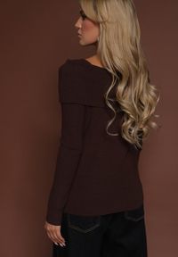 Renee - Brązowy Sweter z Wiskozą i Ozdobą z Cyrkonii Mirrise. Okazja: na co dzień. Kolor: brązowy. Materiał: wiskoza. Wzór: aplikacja. Styl: klasyczny, casual, elegancki #7