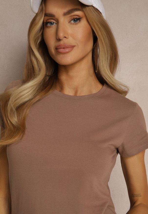 Renee - Brązowy Basicowy T-shirt z Bawełny Mevolena. Okazja: na co dzień. Kolor: brązowy. Materiał: bawełna. Styl: klasyczny, casual
