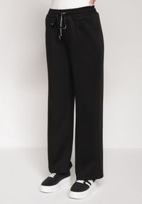 Born2be - Czarny Bawełniany Komplet Dresowy Bluza na Suwak i Spodnie Tevrisa. Kolor: czarny. Materiał: bawełna, dresówka. Sport: turystyka piesza #2