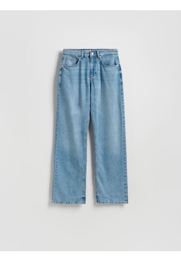 Reserved - Jeansy straight fit - niebieski. Kolor: niebieski