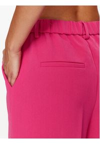 YAS Spodnie materiałowe 26030711 Różowy Regular Fit. Kolor: różowy. Materiał: syntetyk #6