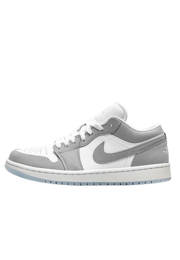 Buty do chodzenia dla dorosłych Air Jordan 1 Low Wolf Grey. Okazja: na co dzień. Kolor: szary, wielokolorowy, biały. Materiał: skóra, materiał. Sport: turystyka piesza