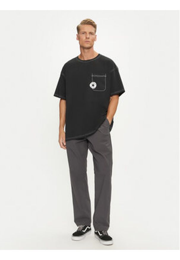 Converse T-Shirt Sketch 10027256-A03 Czarny Standard Fit. Kolor: czarny. Materiał: bawełna
