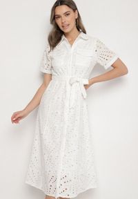 Born2be - Biała Koszulowa Sukienka Haftowana z Paskiem Rinessa. Okazja: na spacer, na imprezę, na co dzień. Kolor: biały. Długość rękawa: na ramiączkach. Wzór: haft. Typ sukienki: koszulowe. Styl: casual, klasyczny, sportowy. Długość: midi #2