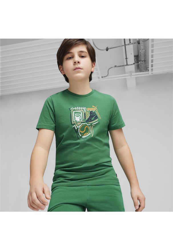 Puma Koszulka Graphics Year Of Sports 68029986. Kolor: zielony