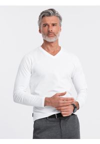Ombre Clothing - Zestaw longsleeve męski V-NECK - mix 2-pak V8 Z41 - XXL. Okazja: na co dzień. Kolor: biały. Materiał: bawełna, materiał, skóra, tkanina. Długość rękawa: długi rękaw. Długość: długie. Wzór: gładki, jednolity. Styl: wizytowy, klasyczny, casual #4