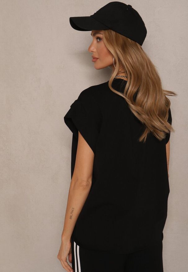 Renee - Czarny Bawełniany T-shirt z Rozcięciami przy Rękawach Katilana. Okazja: na spacer, na co dzień. Kolor: czarny. Materiał: bawełna. Styl: casual