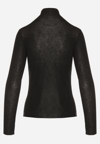 Born2be - Czarna Bluzka z Golfem Typu Longsleeve z Wiskozy z Kaszmirem Fedine. Okazja: na co dzień. Typ kołnierza: golf. Kolor: czarny. Materiał: wiskoza, kaszmir. Długość rękawa: długi rękaw. Styl: klasyczny, casual, elegancki #3