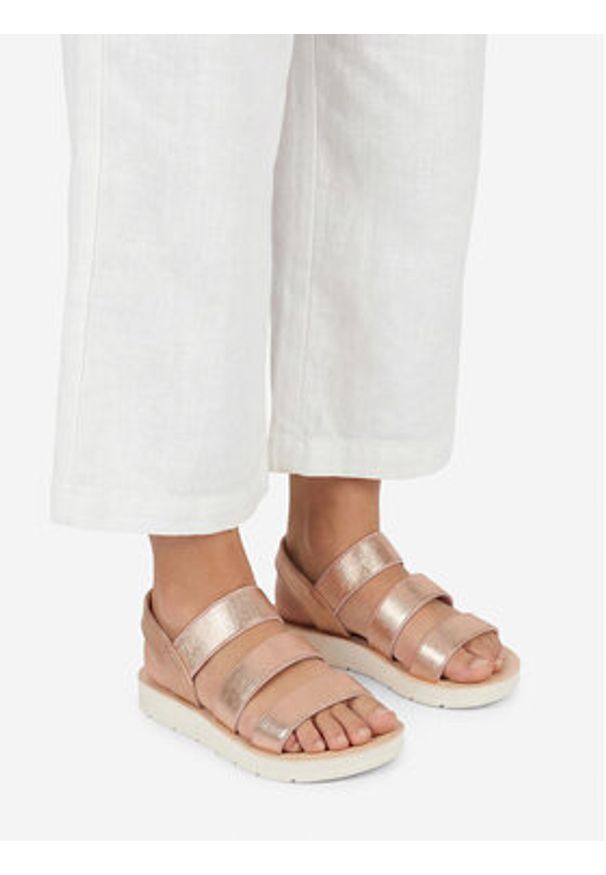 DeeZee Sandały CEO-CSS20370-17 Złoty. Kolor: złoty. Materiał: materiał