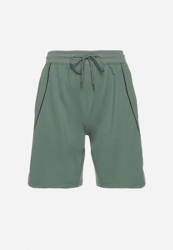 Born2be - Zielone Dresowe Szorty Bermudy z Ozdobnymi Przeszyciami Nitarria. Okazja: na co dzień. Kolor: zielony. Materiał: dresówka. Styl: sportowy, casual, elegancki, klasyczny