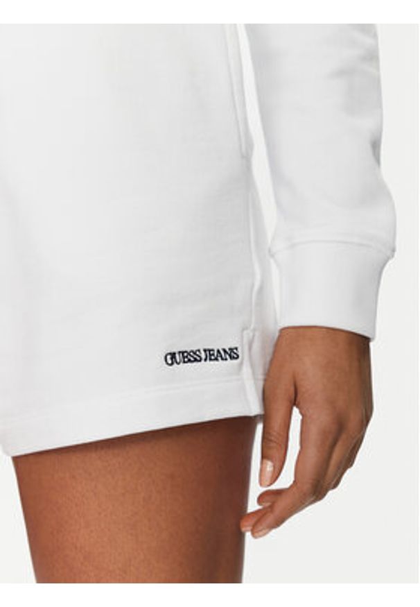 Guess Jeans Szorty sportowe W5GD0O K68I4 Biały Relaxed Fit. Kolor: biały. Materiał: bawełna