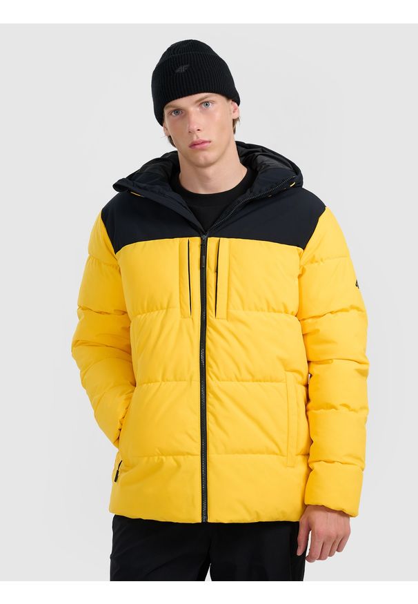 4f - 4F Kurtka puchowa z wypełnieniem syntetycznym męska - żółta M. Okazja: na co dzień. Typ kołnierza: kaptur. Kolor: żółty. Materiał: puch, syntetyk. Styl: casual