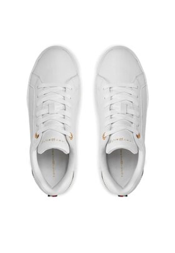 TOMMY HILFIGER - Tommy Hilfiger Sneakersy Elevated Essential Court Sneaker FW0FW07635 Biały. Kolor: biały. Materiał: skóra