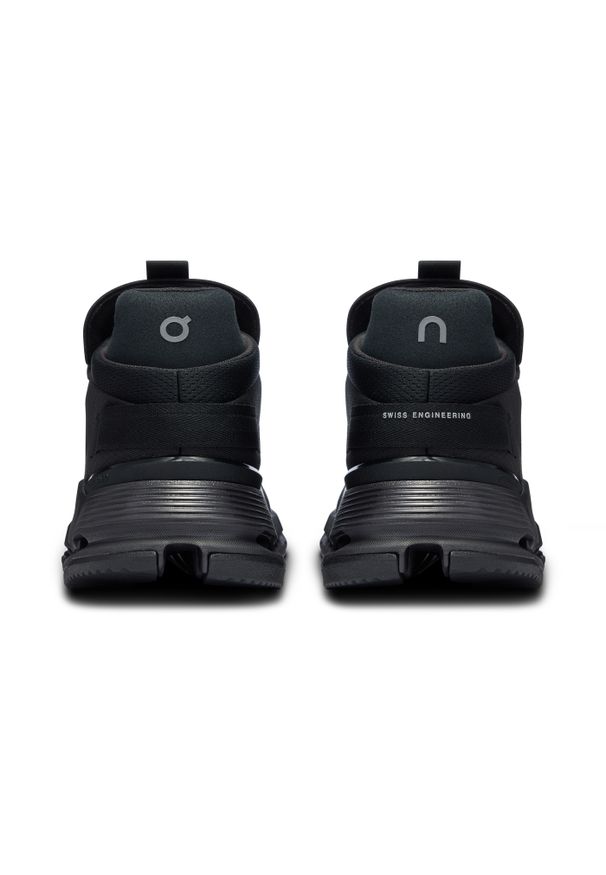 On - ON CLOUDNOVA 2 All Black Sneakersy damskie. Okazja: na co dzień, na spacer, do pracy. Kolor: czarny. Sport: turystyka piesza