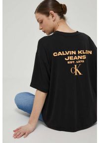 Calvin Klein Jeans t-shirt damski kolor czarny. Kolor: czarny. Materiał: dzianina. Wzór: nadruk