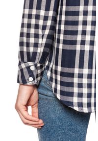 Wrangler - KOSZULA WRANGLER FLUID SHIRT NAVY W5239SL35 112129345. Kolor: czarny. Wzór: kratka #7