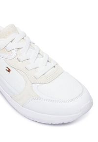 TOMMY HILFIGER - Tommy Hilfiger Sneakersy Light Runner FW0FW09409 Biały. Kolor: biały. Materiał: skóra #5