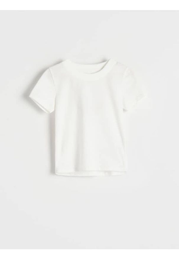 Reserved - Bawełniany t-shirt basic - złamana biel. Materiał: bawełna