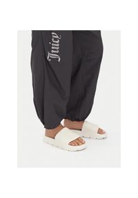 Klapki Juicy Couture. Kolor: kremowy #1