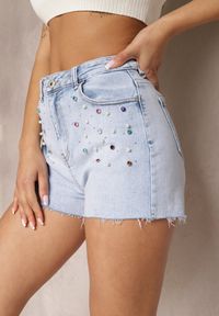 Renee - Niebieskie Szorty z Jeansu z Wysokim Stanem Zdobione Perełkami i Cyrkoniami Prescota. Stan: podwyższony. Kolor: niebieski. Materiał: jeans. Wzór: aplikacja. Styl: klasyczny