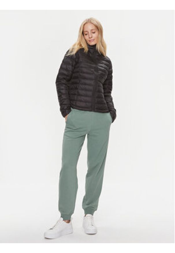 Helly Hansen Kurtka puchowa 53821 Czarny Regular Fit. Kolor: czarny. Materiał: syntetyk