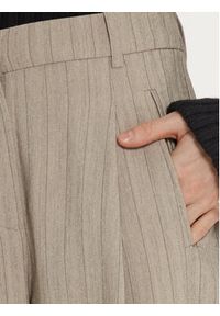 Vero Moda Spodnie materiałowe Meli 10319631 Beżowy Straight Fit. Kolor: beżowy. Materiał: syntetyk #6