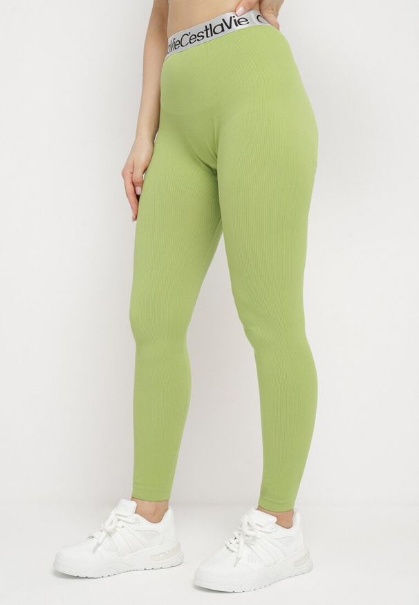 Born2be - Zielone Elastyczne Legginsy z Szeroką Gumą w Pasie Rindama. Kolor: zielony. Materiał: guma. Styl: sportowy