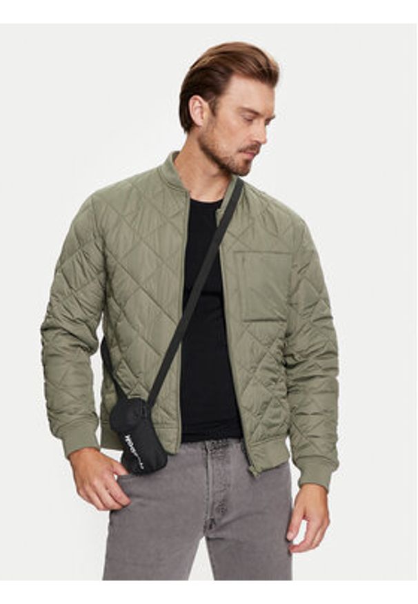 Reebok Saszetka Act Core Ll City H36574 Czarny. Kolor: czarny. Materiał: materiał