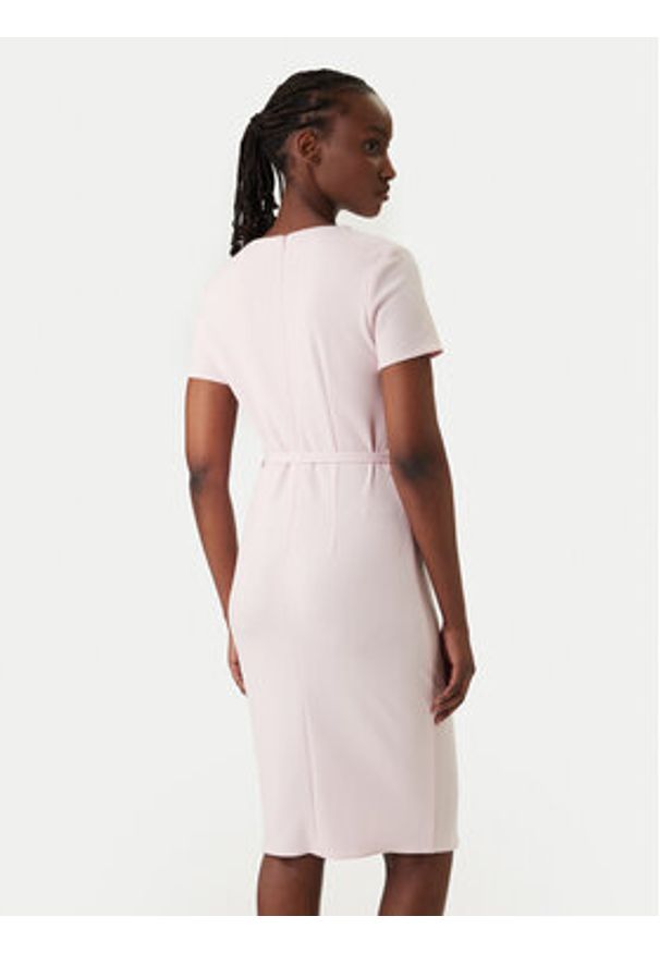 Rinascimento Sukienka koktajlowa CFC0127893003 Różowy Slim Fit. Kolor: różowy. Materiał: syntetyk. Styl: wizytowy