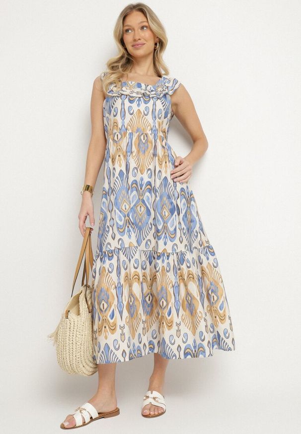 Born2be - Niebieska Rozkloszowana Sukienka z Wiskozą Wiązana na Plecach w Print Boho Turielia. Okazja: na spacer. Kolor: niebieski. Materiał: wiskoza. Długość rękawa: na ramiączkach. Wzór: nadruk. Sezon: lato. Styl: boho