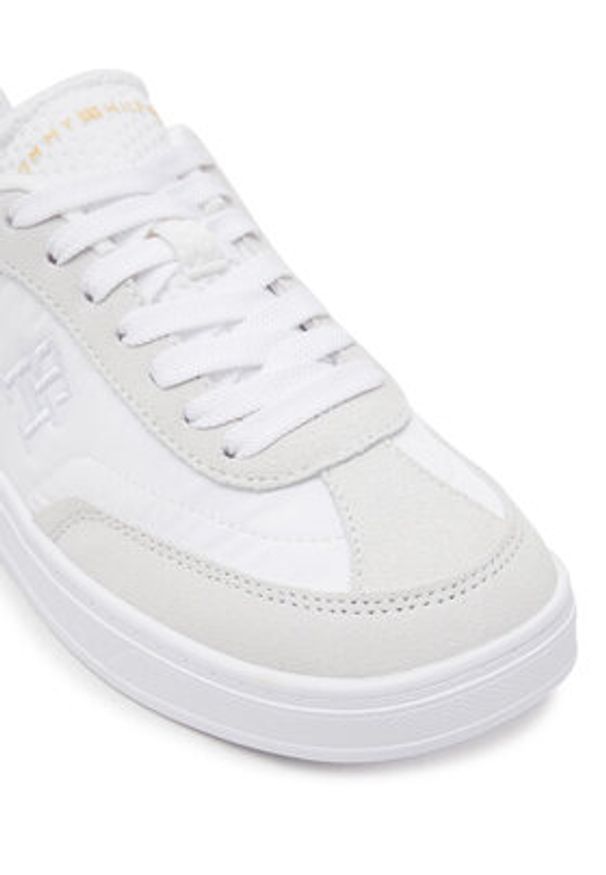 TOMMY HILFIGER - Tommy Hilfiger Sneakersy Th Heritage Sneaker FW0FW08643 Biały. Kolor: biały. Materiał: skóra