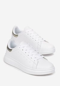 Born2be - Biało-Złote Sznurowane Sneakersy na Płaskiej Podeszwie Didi. Kolor: biały. Materiał: jeans. Obcas: na płaskiej podeszwie