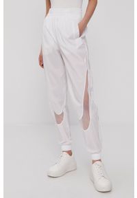 Nike Sportswear - Spodnie. Kolor: biały. Materiał: tkanina #1