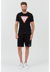 Guess - GUESS Czarny t-shirt z dużym logo Clsc Tri Logo. Kolor: czarny #5