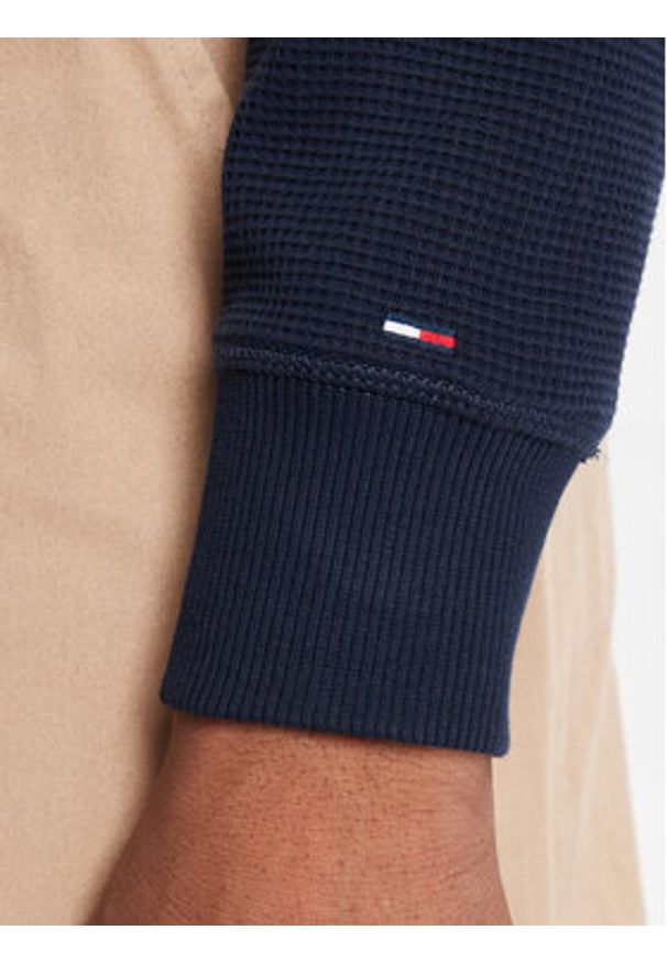 Tommy Jeans Bluza DM0DM21880 Granatowy Regular Fit. Kolor: niebieski. Materiał: bawełna