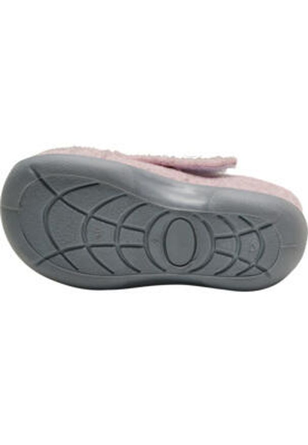 Buty do chodzenia dla dzieci Hummel wool slipper. Kolor: różowy. Sport: turystyka piesza