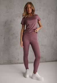 Renee - Fioletowy Klasyczny T-shirt o Gładkim Wykończeniu Rhethine. Kolor: fioletowy. Materiał: jeans, zamsz. Długość: krótkie. Wzór: gładki. Styl: klasyczny #4