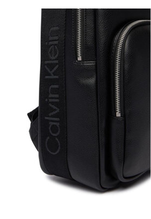 Calvin Klein Plecak Webbing Strap Round Backpack LV04D3282G Czarny. Kolor: czarny. Materiał: skóra