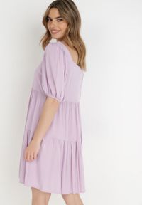Born2be - Jasnofioletowa Sukienka z Wiskozy Phylyle. Typ kołnierza: dekolt kwadratowy. Kolor: fioletowy. Materiał: wiskoza. Wzór: gładki. Typ sukienki: rozkloszowane. Styl: klasyczny. Długość: mini #4