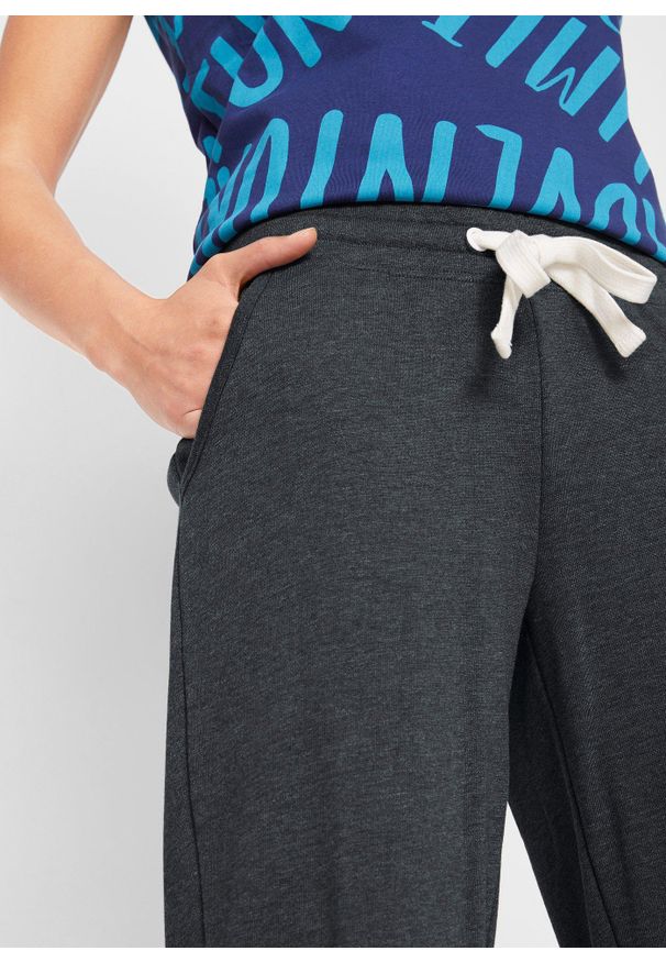 bonprix - Spodnie dresowe z wygodnym paskiem. Kolor: czarny. Materiał: dresówka. Styl: sportowy