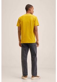 Mango Man t-shirt bawełniany Cherlo kolor żółty gładki. Okazja: na co dzień. Kolor: żółty. Materiał: bawełna. Wzór: gładki. Styl: casual