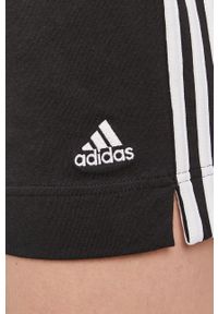 Adidas - adidas Szorty GM5523 damskie kolor czarny gładkie medium waist. Okazja: na co dzień. Kolor: czarny. Wzór: gładki. Styl: casual #5