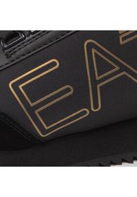 EA7 Emporio Armani Sneakersy X8X101 XK257 M701 Czarny. Kolor: czarny. Materiał: materiał