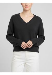 Sinsay - Sweter z dekoltem V - czarny. Kolor: czarny