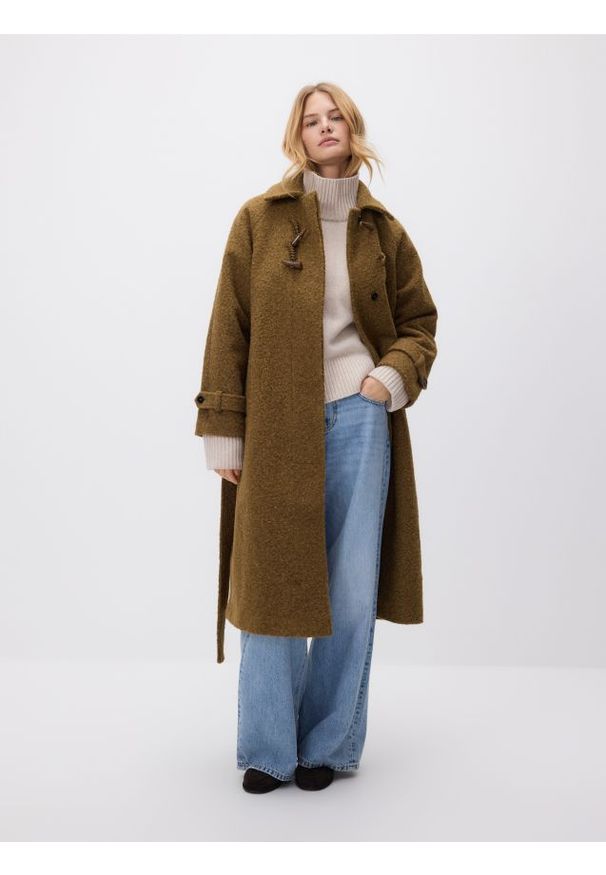 Reserved - Płaszcz z wiązaniem - oliwkowy. Kolor: oliwkowy. Materiał: tkanina